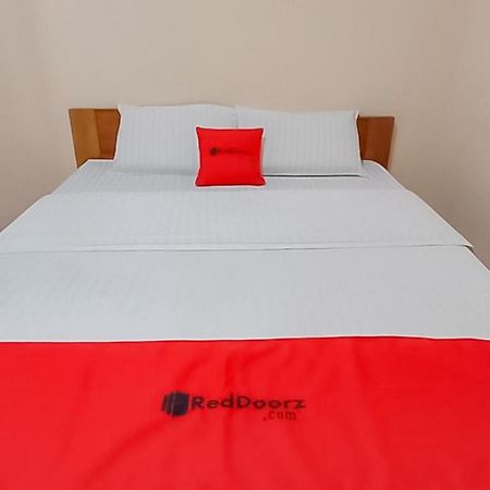 RedDoorz Syariah near Tugu Lampu Gentur Cianjur Hotel Bagian luar foto