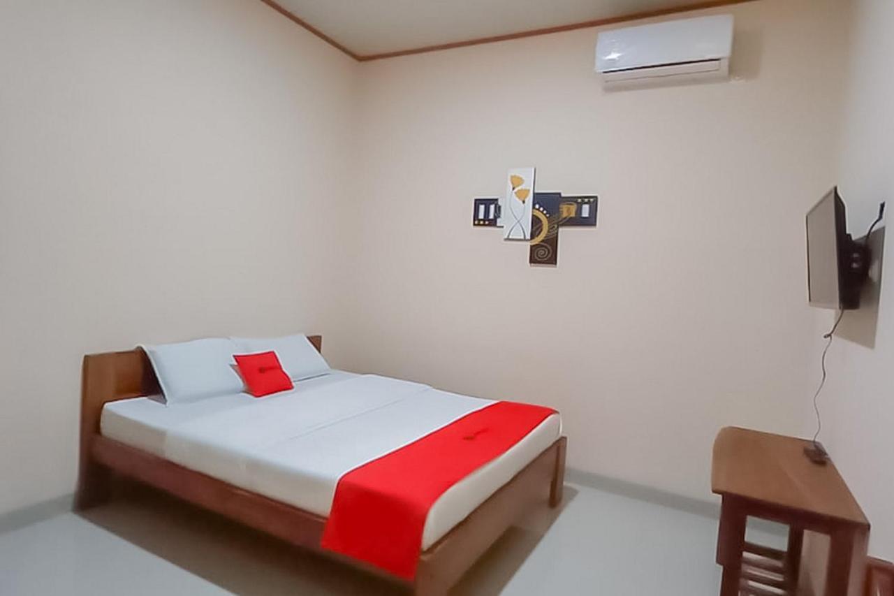 RedDoorz Syariah near Tugu Lampu Gentur Cianjur Hotel Bagian luar foto