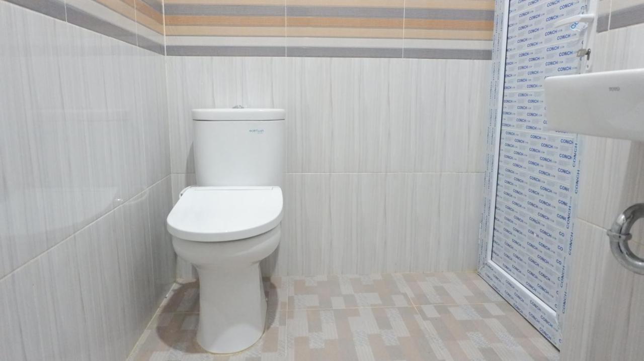 RedDoorz Syariah near Tugu Lampu Gentur Cianjur Hotel Bagian luar foto
